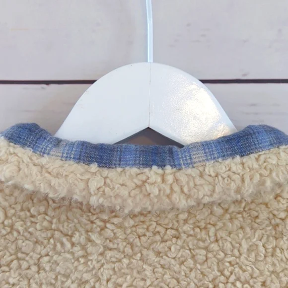 Pendleton Cream Sherpa Jacket with Blue Plaid Lining - Picture 9 of 12